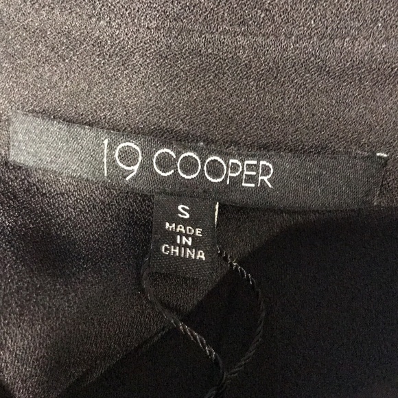 19 COOPER BLACK SHORTS JUMPER ROMPER SMALL New - Picture 8 of 11